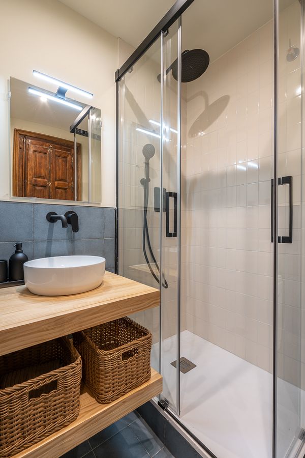 2-Bedroom 2-Bathroom Apartment - ENT41
