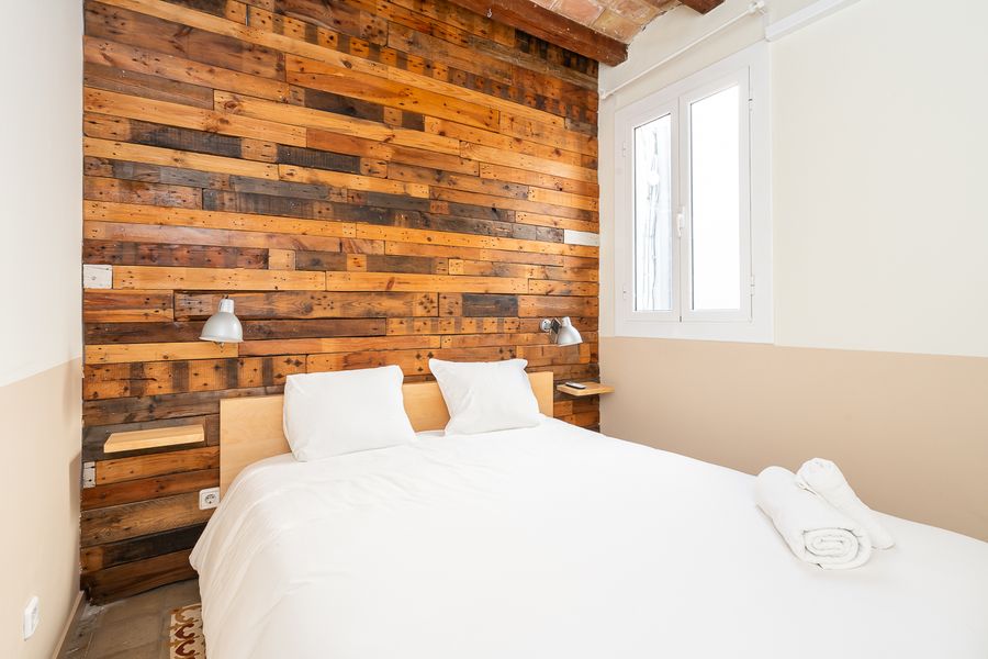 1-Bedroom Penthouse with Terrace - 526