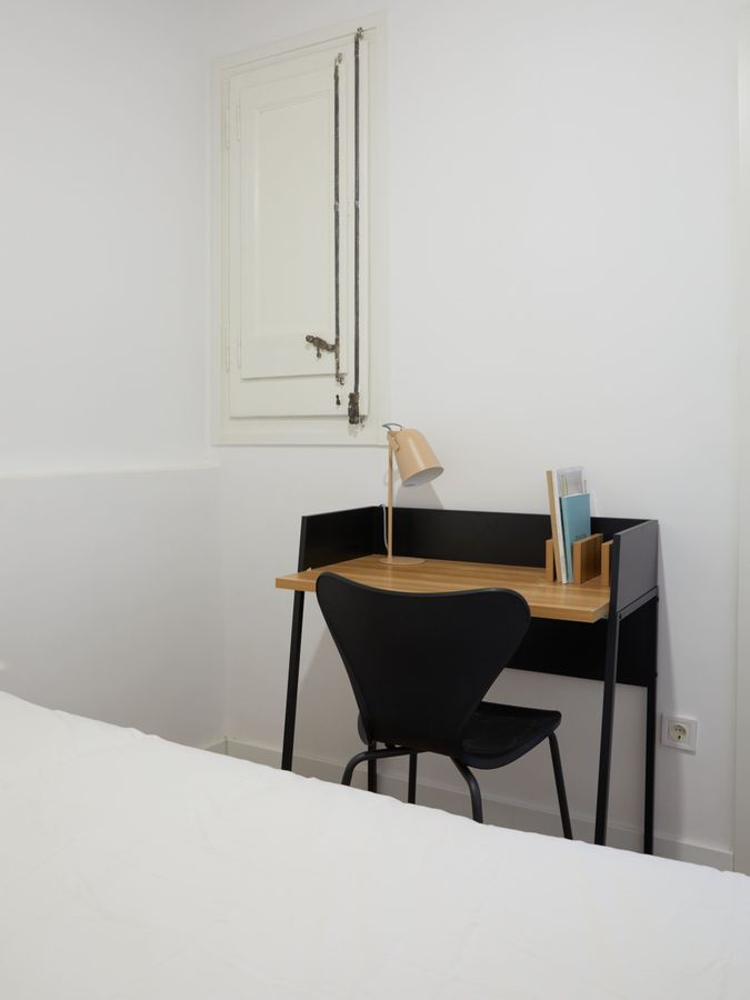 3-Bedroom 1-Bathroom Apartment - PRAL21