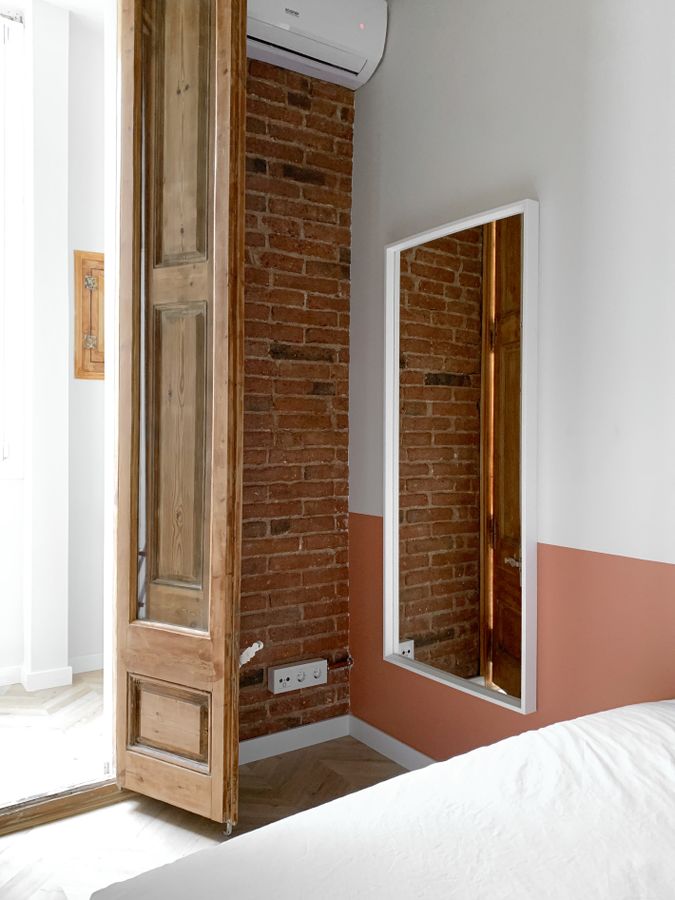 4-Bedroom 2-Bathroom Apartment - 322