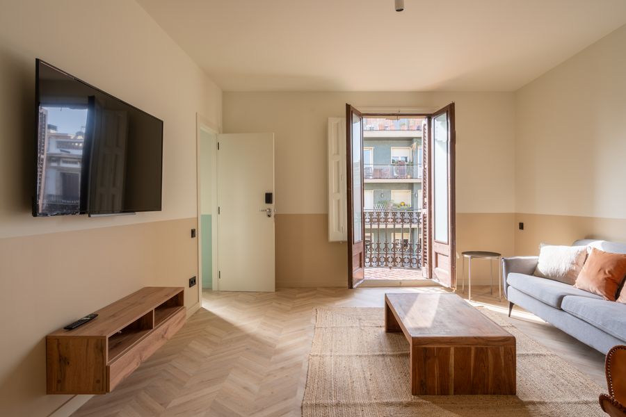 Superior Double Room with Shared Bathroom and Gallery - 42D5