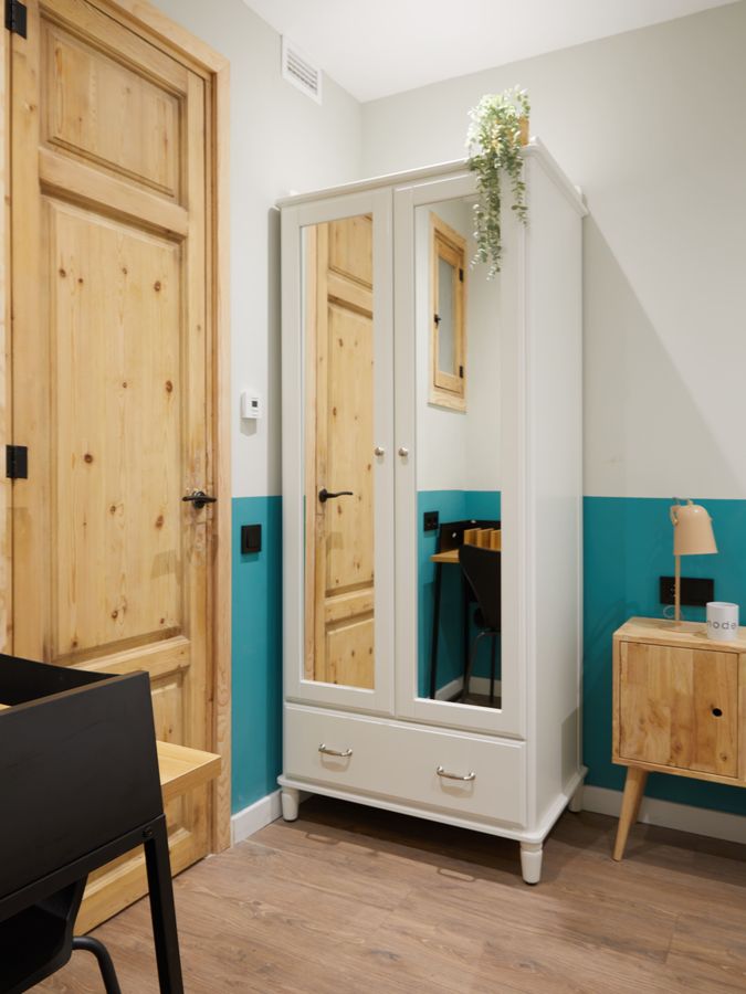 3-Bedroom 2-Bathroom Apartment - 214