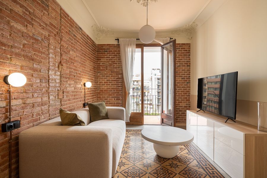 3-Bedroom 2-Bathroom Apartment - 324