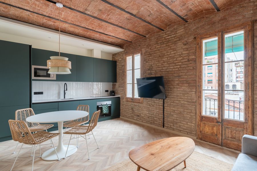 3-Bedroom 2-Bathroom Apartment - 244