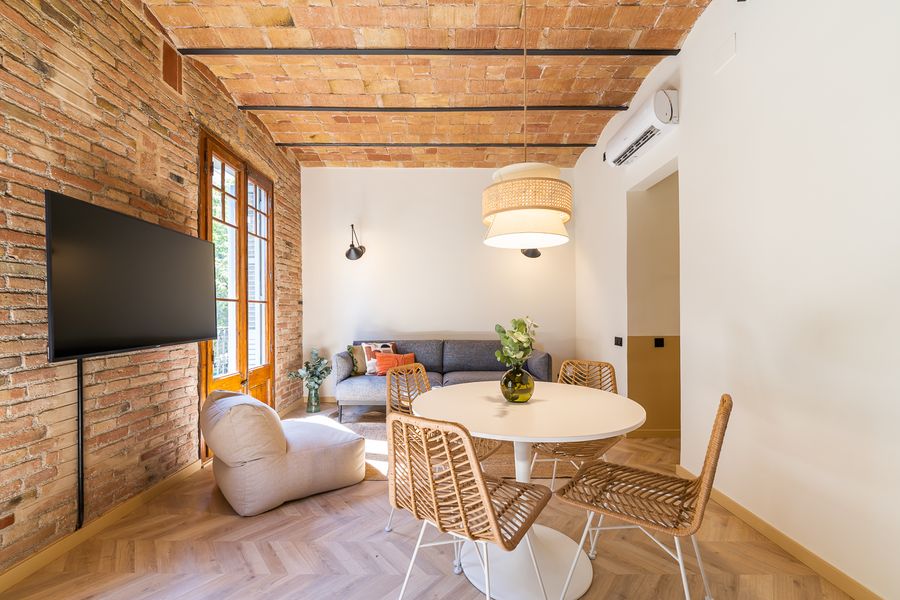 3-Bedroom 2-Bathroom Apartment - 123