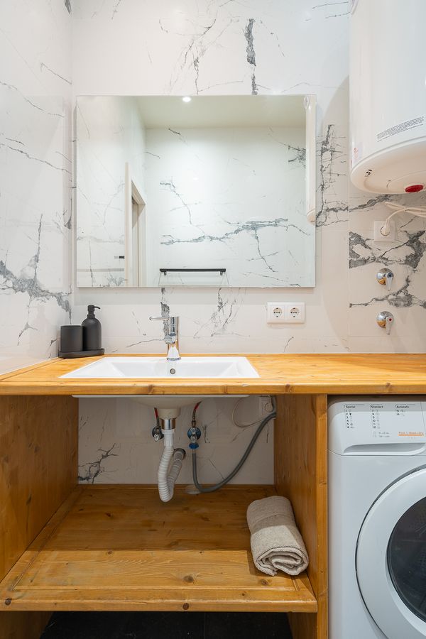 2-Bedroom 1-Bathroom Apartment - 223