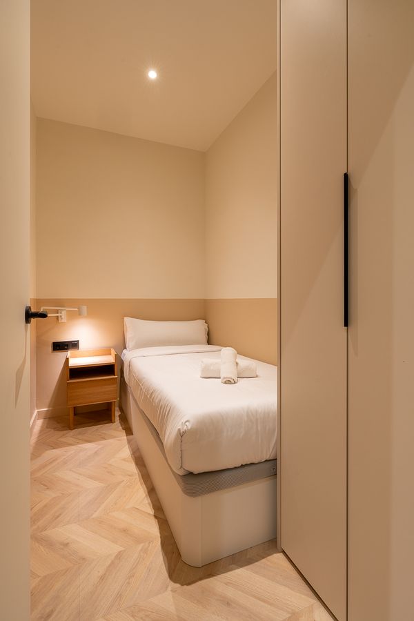3-Bedroom 2-Bathroom Apartment - PRAL32