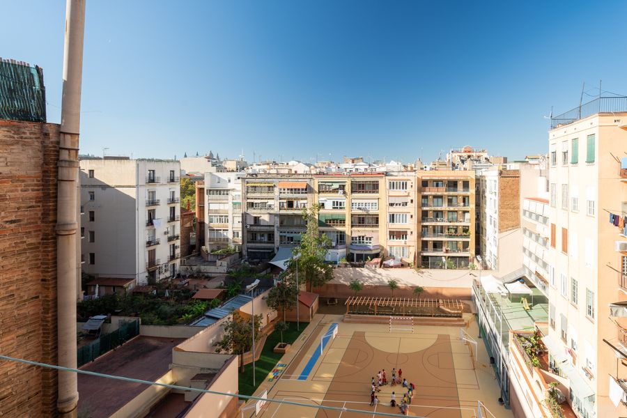 1-Bedroom Penthouse with Terrace - 516