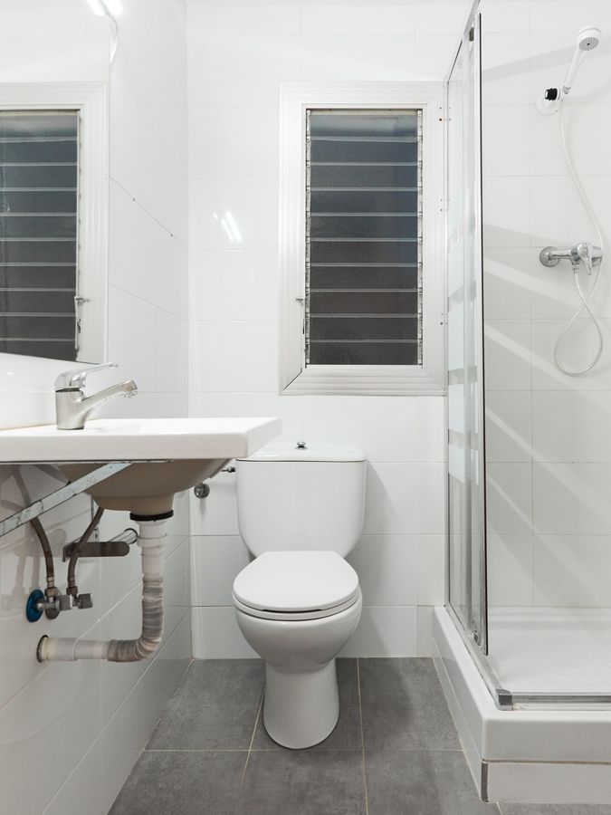 2-Bedroom 1-Bathroom Penthouse with Terrace - ENT21