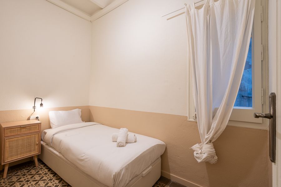 3-Bedroom 1-Bathroom Apartment - 234