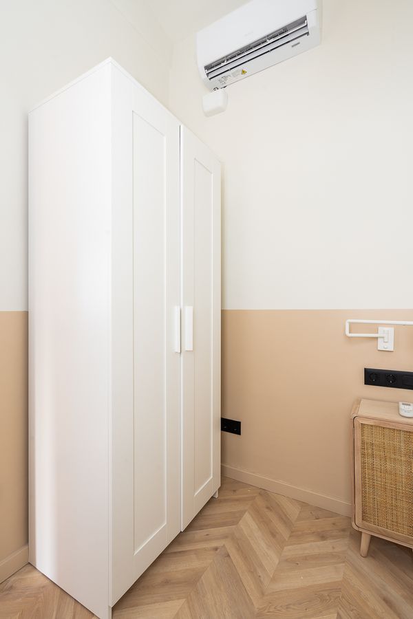 3-Bedroom 1-Bathroom Apartment - 214
