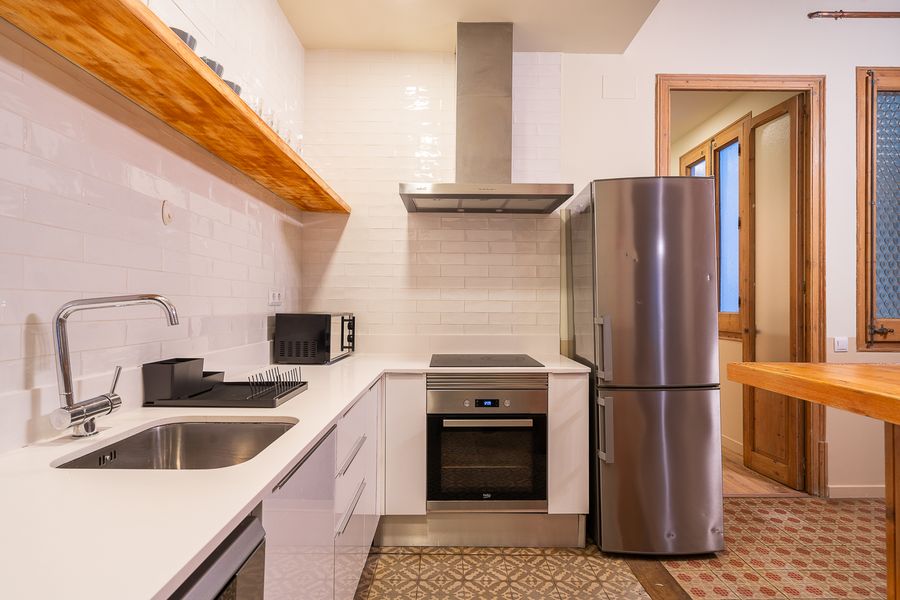 3-Bedroom 2-Bathroom Apartment - PRAL11