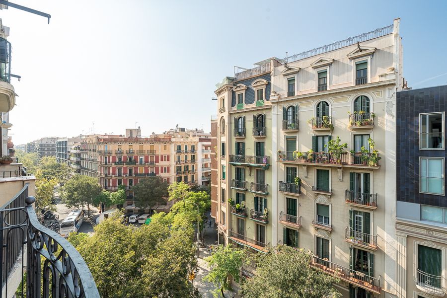 2-Bedroom 1-Bathroom Apartment - 425