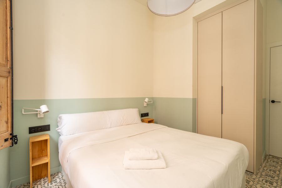 1-Bedroom Apartment with Terrace - PB20