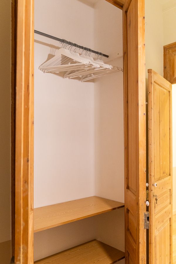 3-Bedroom 2-Bathroom Apartment - PRAL11