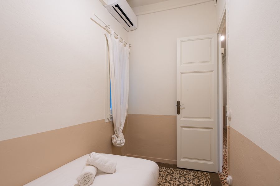 3-Bedroom 1-Bathroom Apartment - 234