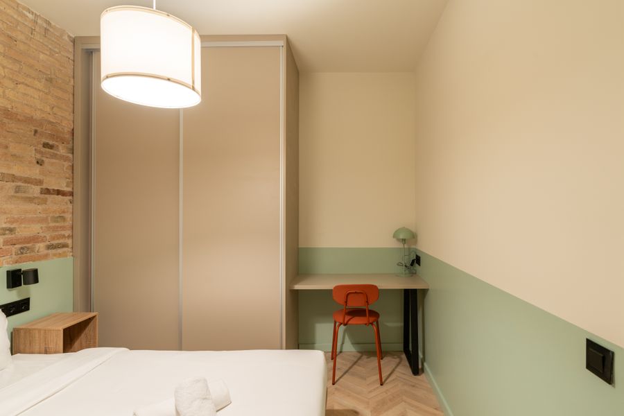 3-Bedroom 3-Bathroom Apartment - PRAL21
