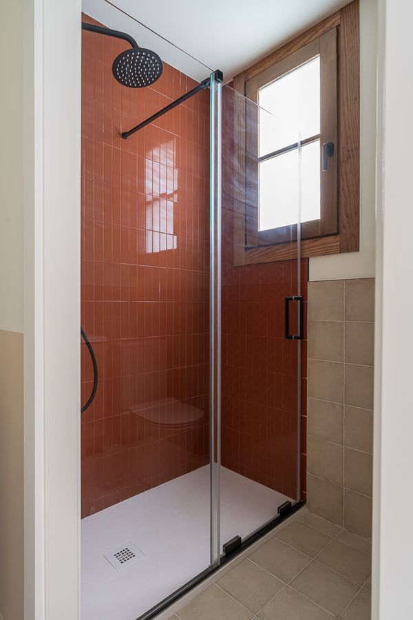 3-Bedroom 1-Bathroom Apartment - 546