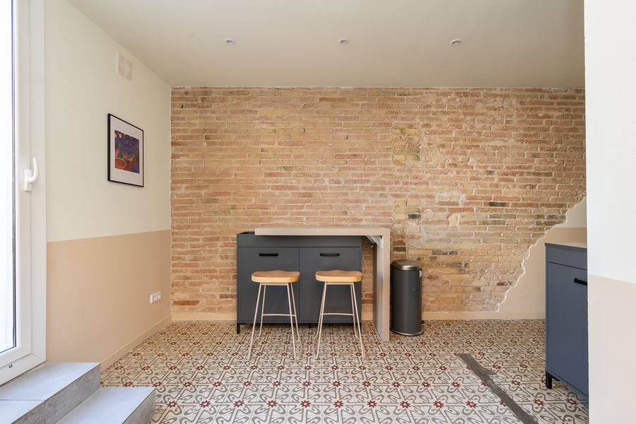 1-Bedroom Penthouse with Terrace - 526
