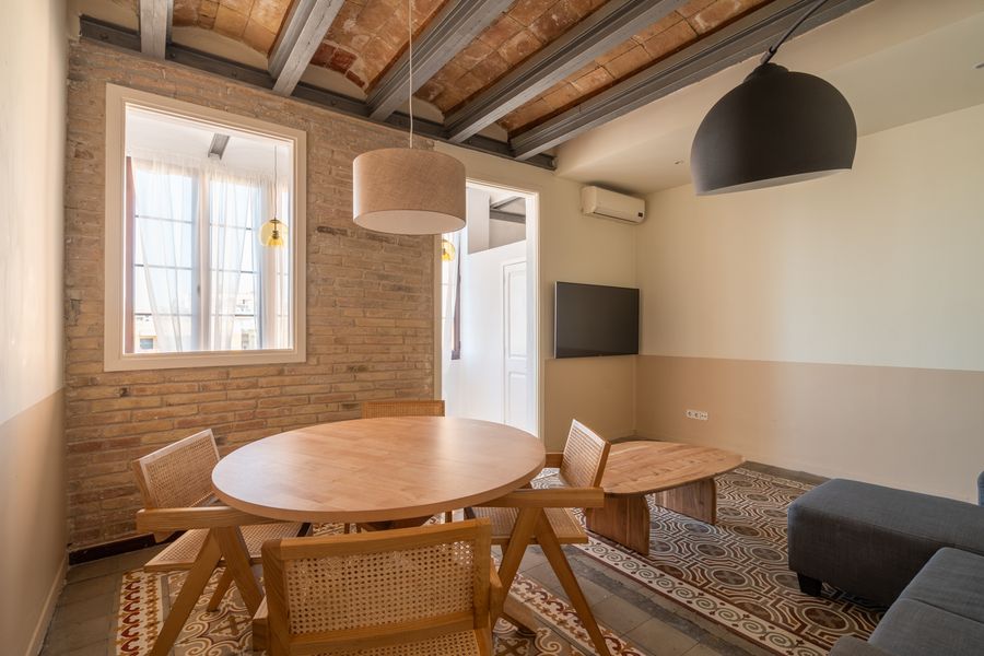 1-Bedroom Penthouse with Terrace - 516