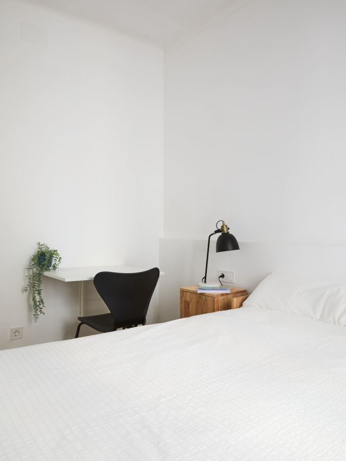 3-Bedroom 1-Bathroom Apartment - PRAL21