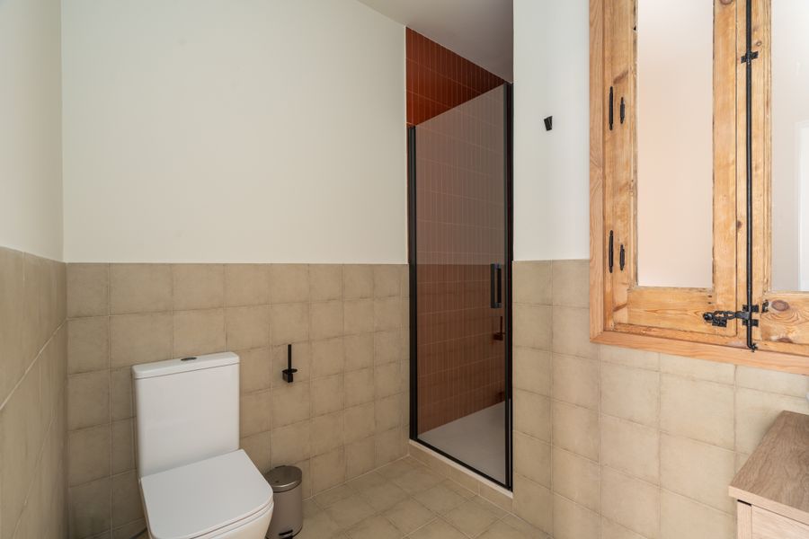 2-Bedroom 2-Bathroom Apartment - 212