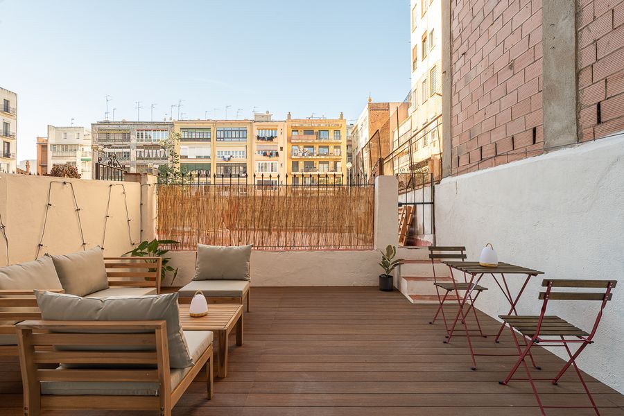 3 Bedroom 2 Bathroom Apartment with Private Terrace - PRAL11