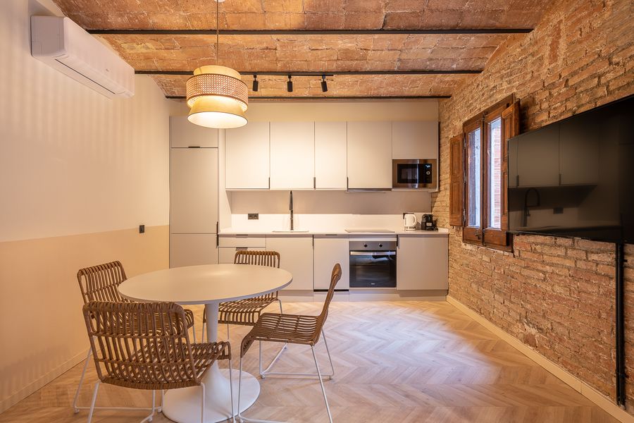 2-Bedroom 2-Bathroom Apartment - ENT41