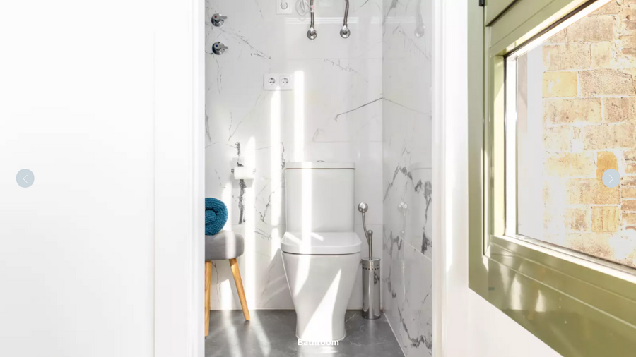 Essential Single Room with Shared Bathroom - 51C6