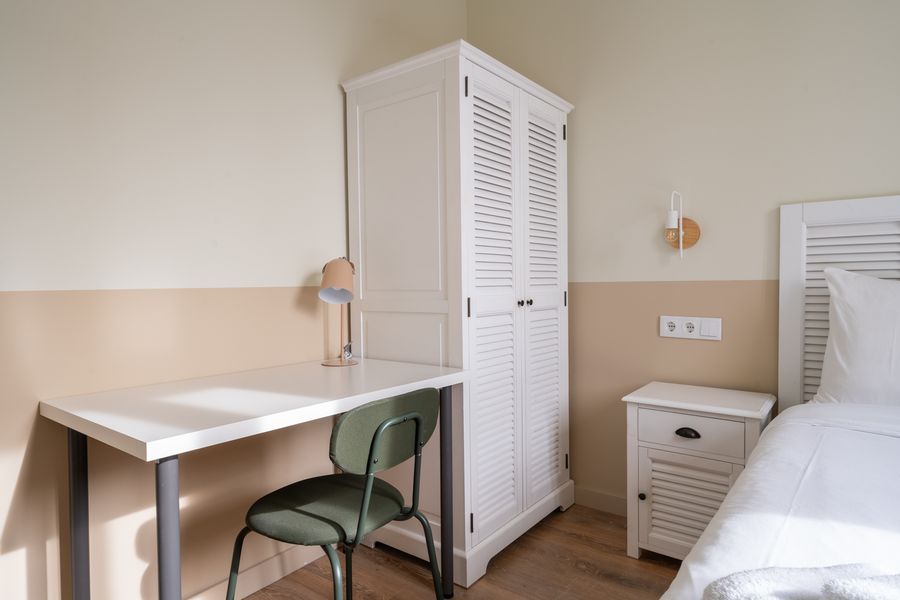 2-Bedroom 1-Bathroom Apartment - 526