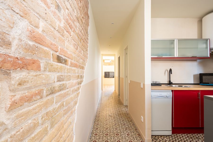 1-Bedroom Penthouse with Terrace - 526