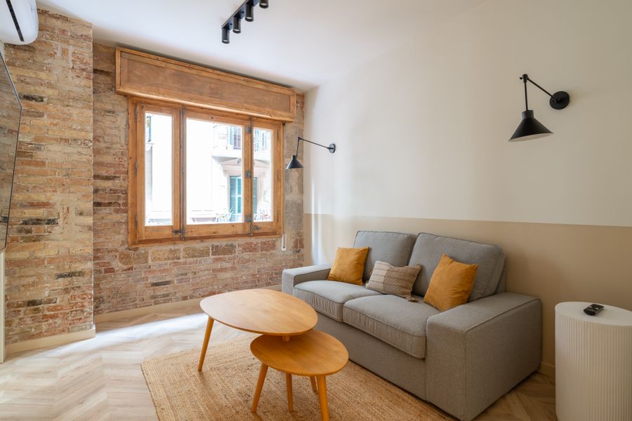 3-Bedroom 3-Bathroom Apartment - PRAL21