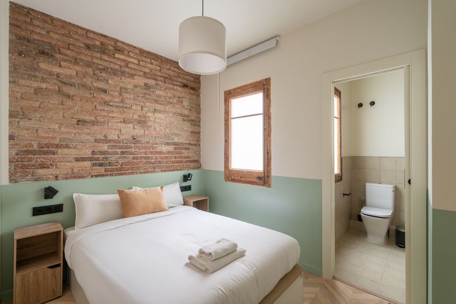 3-Bedroom 2-Bathroom Apartment - 244