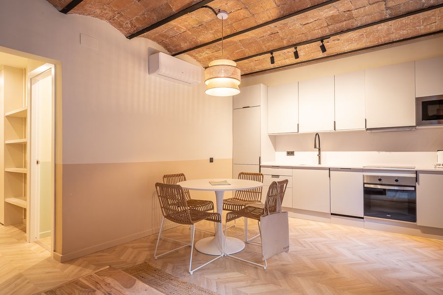 2-Bedroom 2-Bathroom Apartment - ENT41