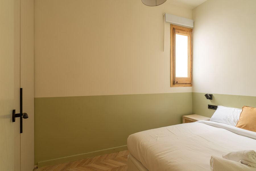 Standar with Private Bathroom - 41C5