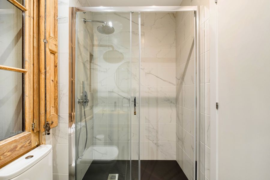 Premium Double Ensuite Room with Gallery - 22C3
