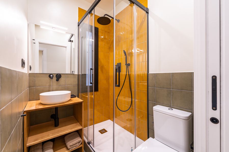 3-Bedroom 2-Bathroom Apartment - 123