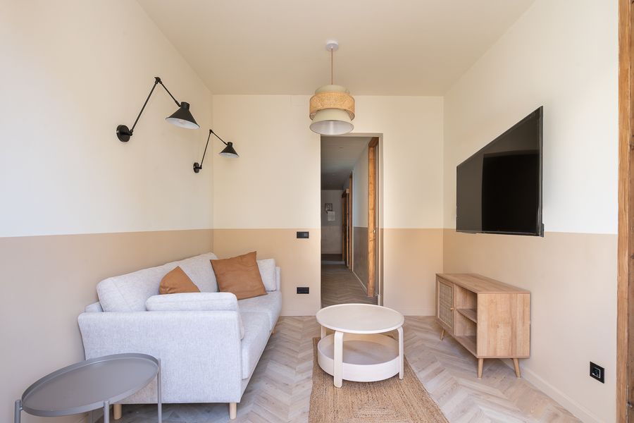 3-Bedroom 1-Bathroom Apartment - 426