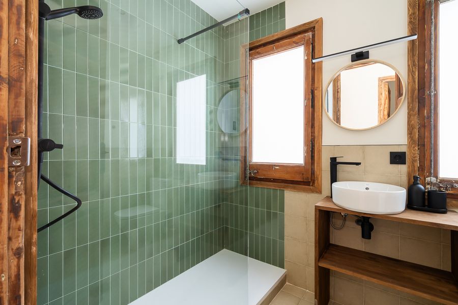 3-Bedroom 1-Bathroom Apartment - 214
