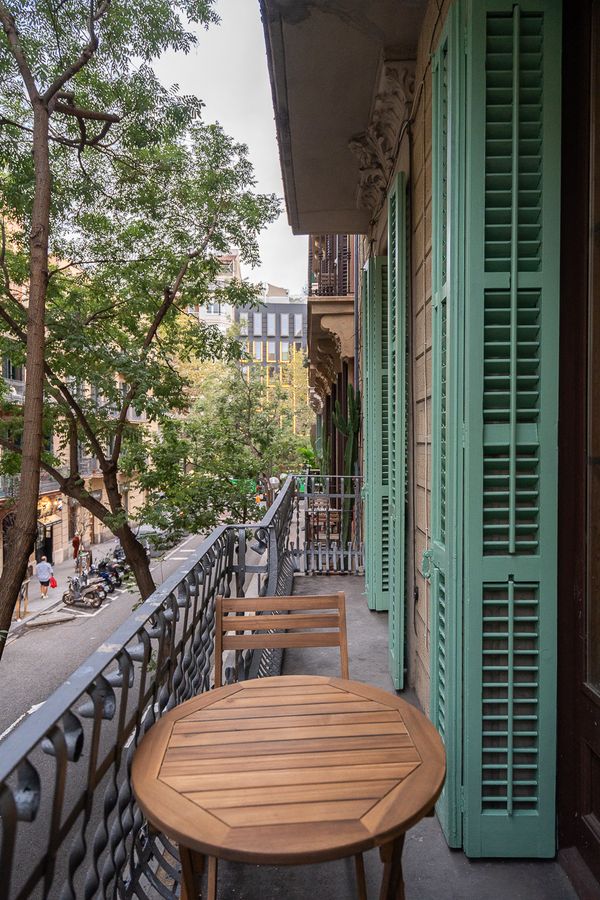 3-Bedroom 2-Bathroom Apartment - PRAL11