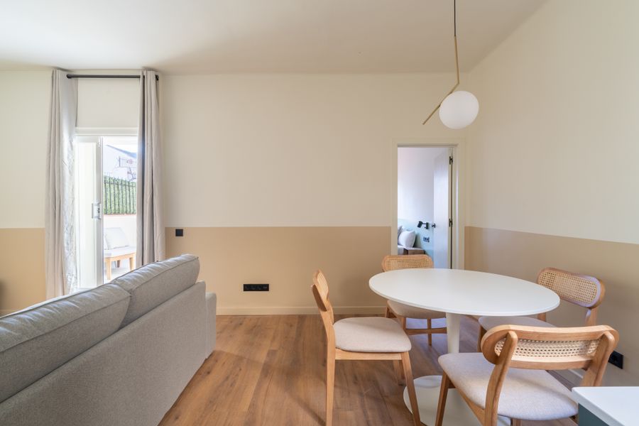 1-Bedroom Penthouse with Terrace - 526