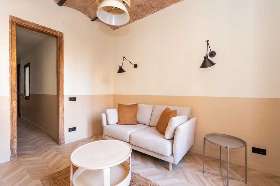 3-Bedroom 1-Bathroom Apartment - 214