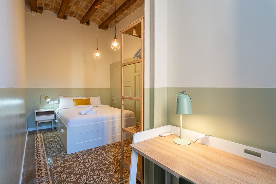 3 Bedroom 2 Bathroom Apartment with Private Terrace - PRAL11