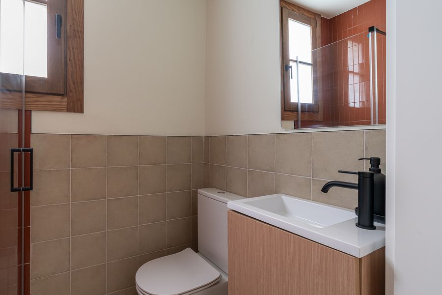 3-Bedroom 1-Bathroom Apartment - 546