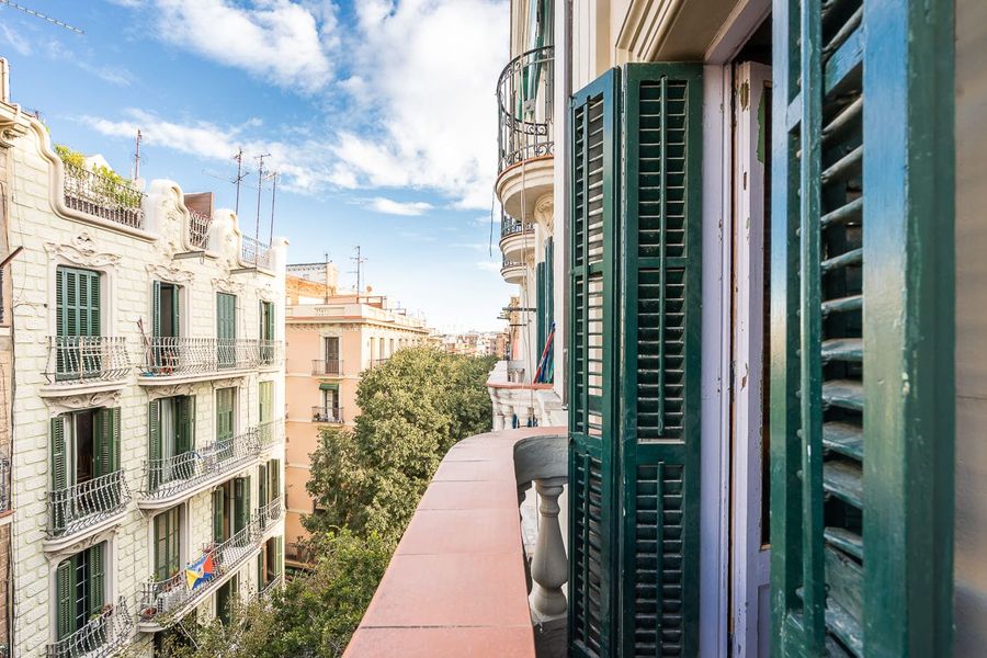 3-Bedroom 2-Bathroom Apartment - 325