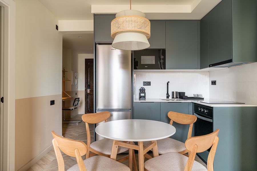 3-Bedroom 1-Bathroom Apartment - 142