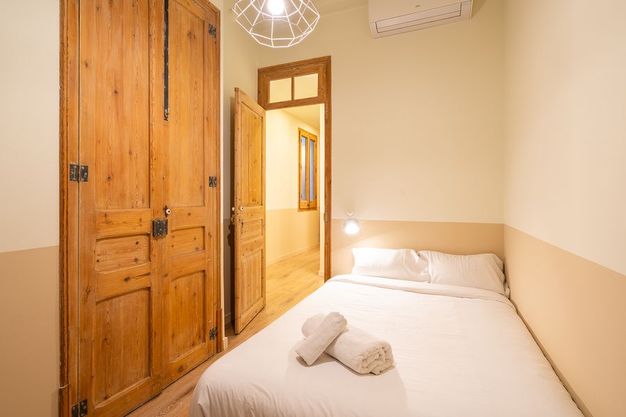 3-Bedroom 2-Bathroom Apartment - PRAL11