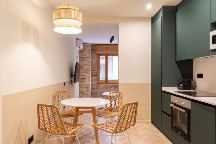 3-Bedroom 3-Bathroom Apartment - PRAL21