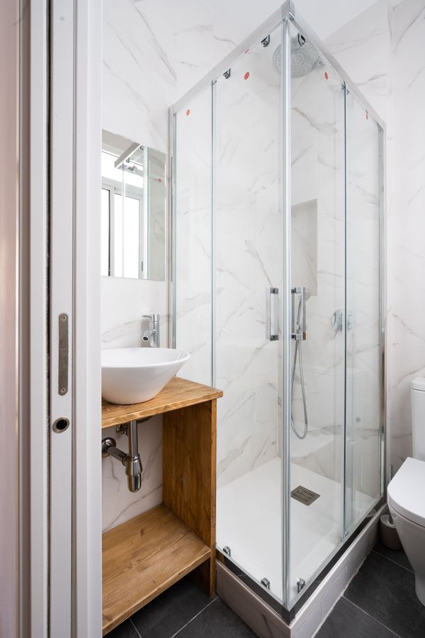 Premium Double Ensuite Room with Gallery - PRAL1B1