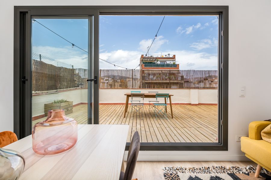 1-Bedroom Penthouse with Terrace - 516